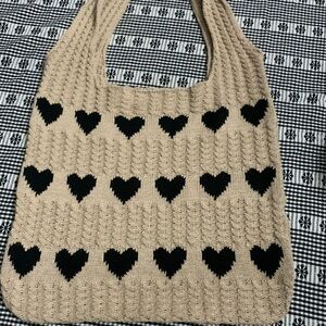 Elegant Heart Patterned Women's Tote Bag
